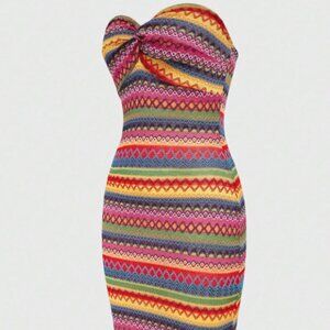 🎶 Colorful Strapless Bodycon Dress 🎶